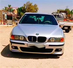 بی ئێم دەبڵیو سیریەس 5